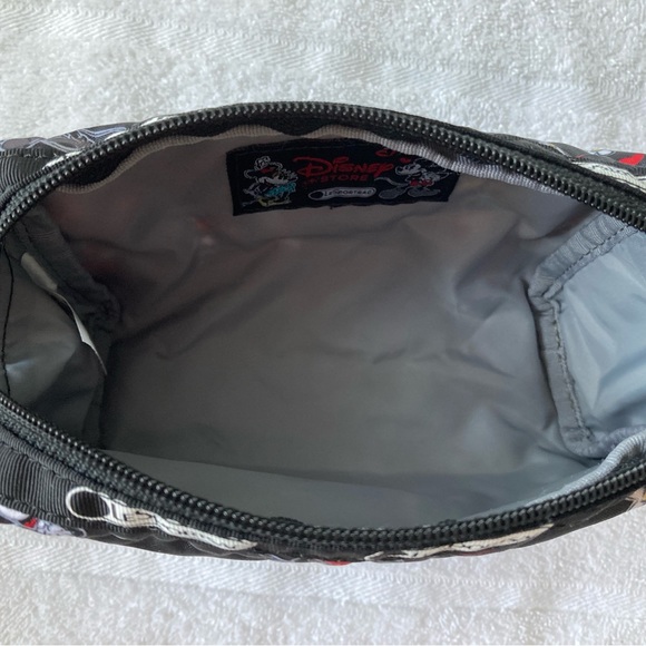 Lesportsac Disney Store Mickey Loves Minnie Cosmetic Pouch w Keychain Like NEW - Picture 3 of 8